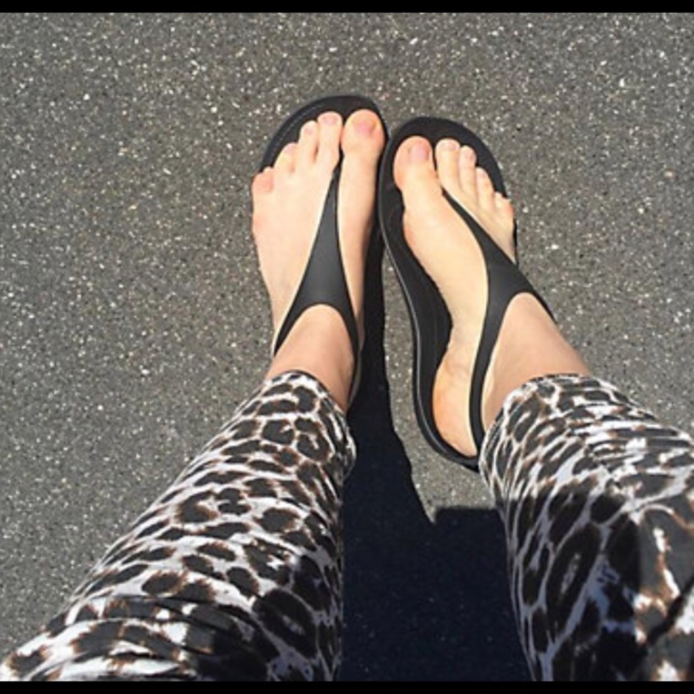 Black Womens Crocs Sandals